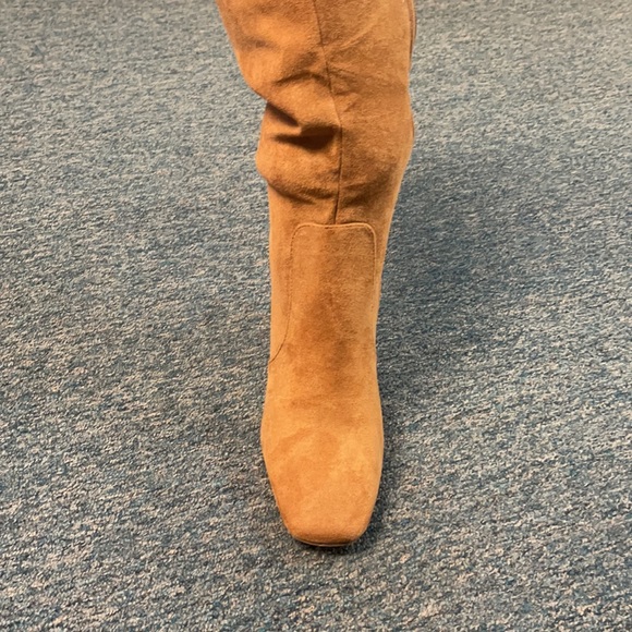 Chestnut knee High Dream - Picture 3 of 5